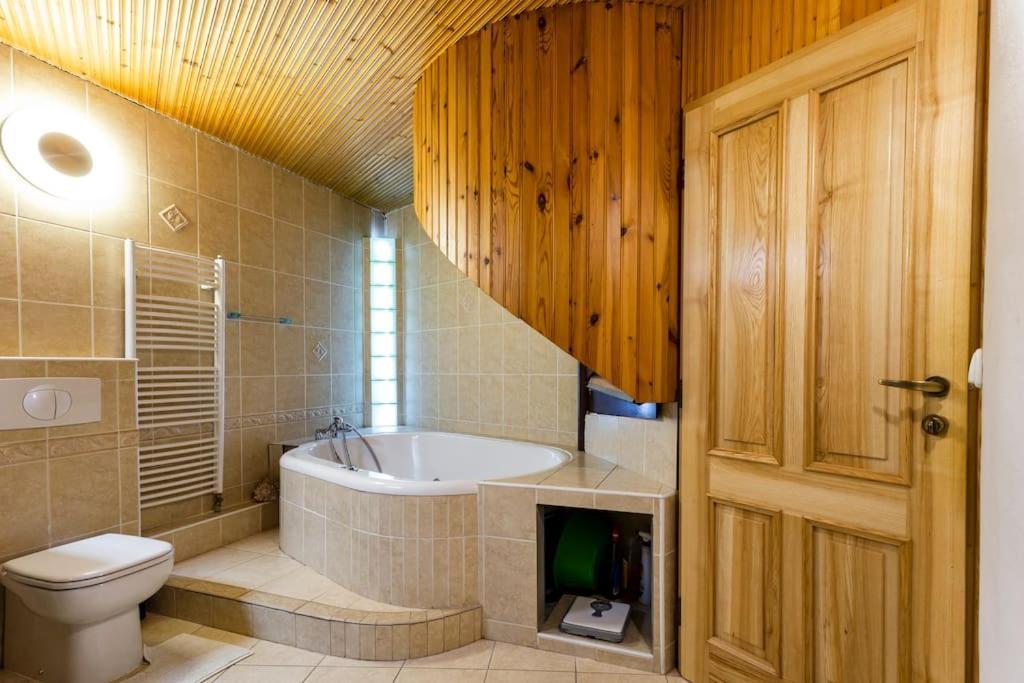 Rooftop 180M2 Loft With Private Sauna, Bratislava Dış mekan fotoğraf